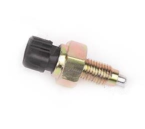 015301960AA-1.jpg فشنگی چراغ دنده عقب - ام وی ام ۳۱۵ - Image 1