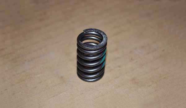 372-1007013.jpg فنر سوپاپ - ام وی ام ۱۱۰ - Image 1