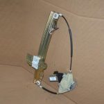 شیشه بالابر عقب راست