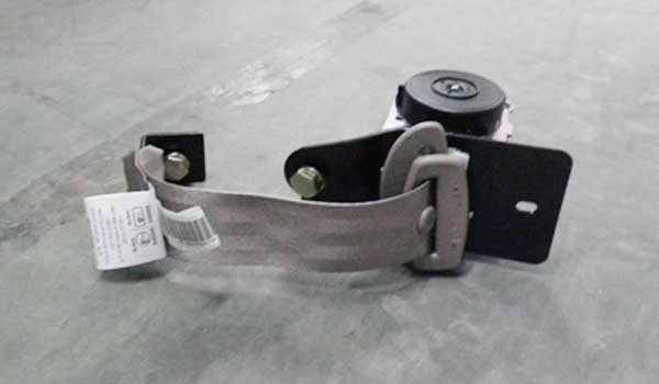 A21-8212030BD.jpg کمربند ایمنی عقب - ام وی ام ۵۳۰ - Image 1