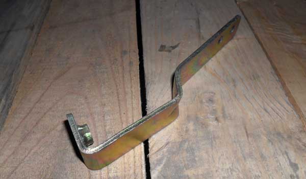 T11-1031210.jpg پایه کاور روی موتور شماره ۱ - ام وی ام X33 - Image 1