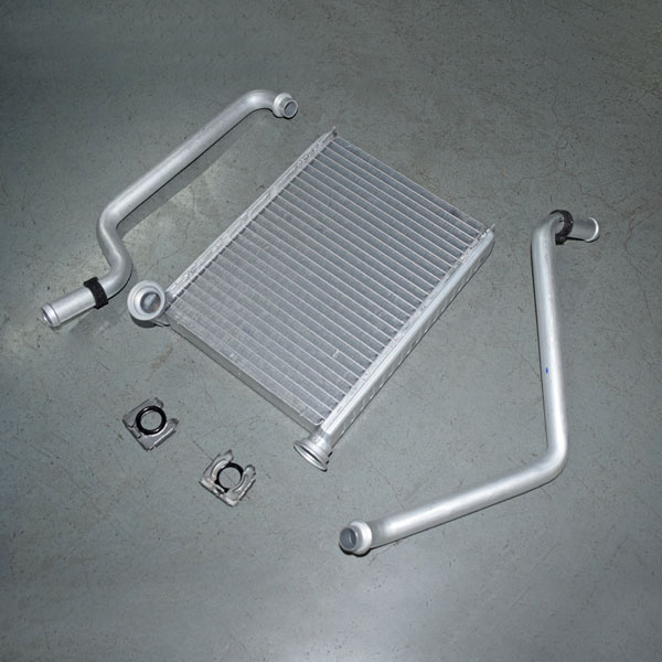 T15-8107130-1.jpg رادیاتور بخاری چری - تیگو ۷ - Image 1