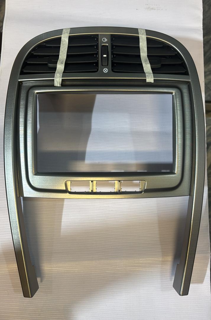 قاب وسط داشبورد X33 نیو شرکتی قاب وسط داشبورد X33 نیو شرکتی