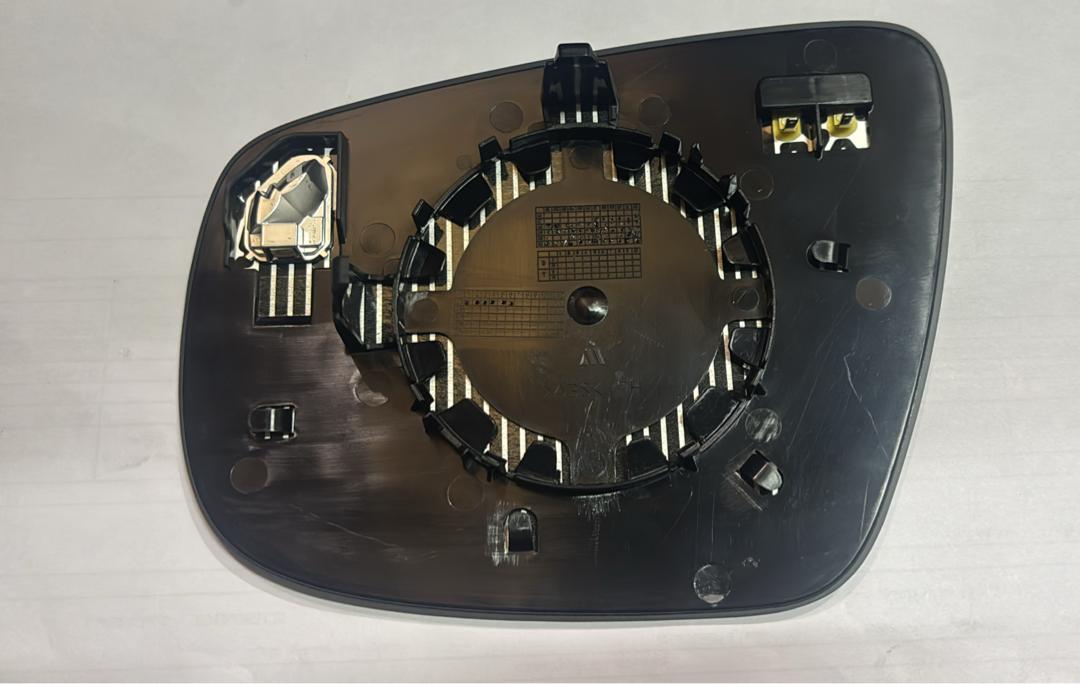 شیشه آینه راست تیگو 8 پرو شرکتی شیشه آینه راست تیگو 8 پرو شرکتی