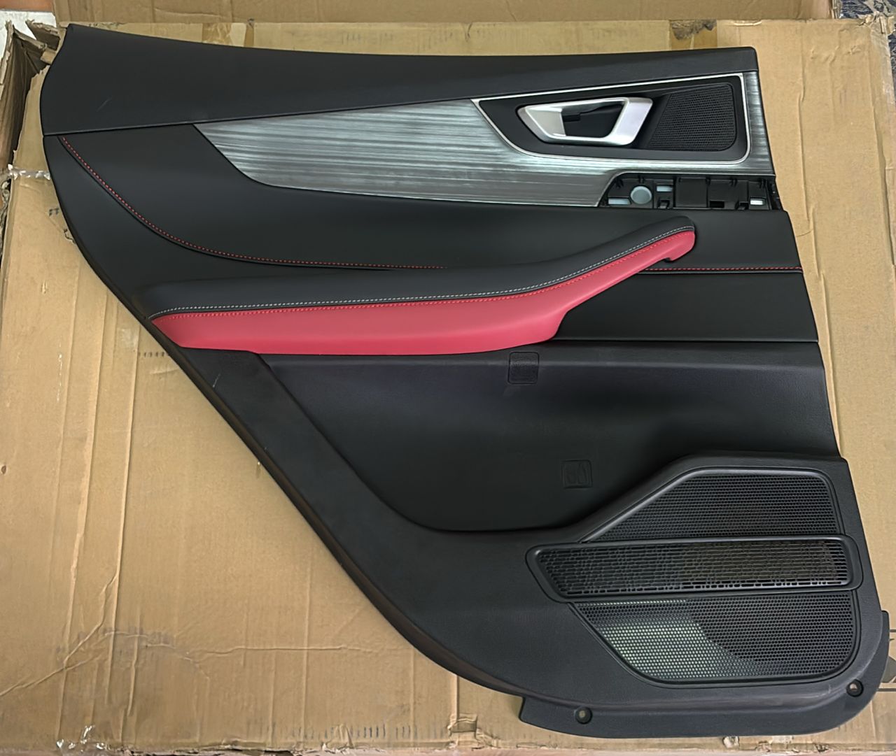 رودری درب عقب چپ X55 - X55 پرو شرکتی رودری درب عقب چپ X55 - X55 پرو شرکتی