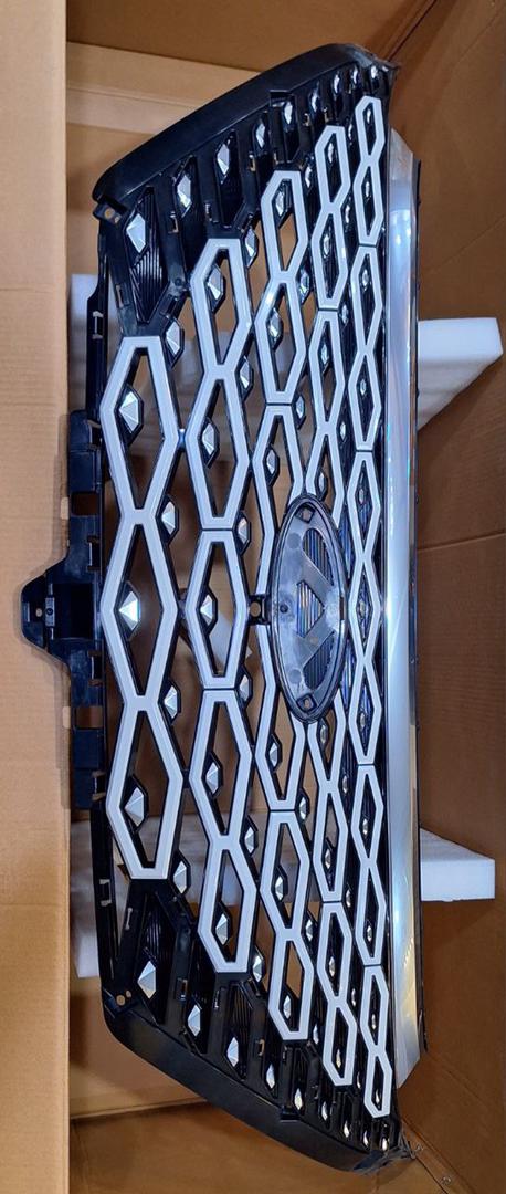 جلو پنجره فونیکس FX سفید شرکتی جلو پنجره فونیکس FX سفید شرکتی